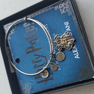 Alex and Ani Harry Potter Hogwarts Crest Expandable Bangle Bracelet Silver Tone